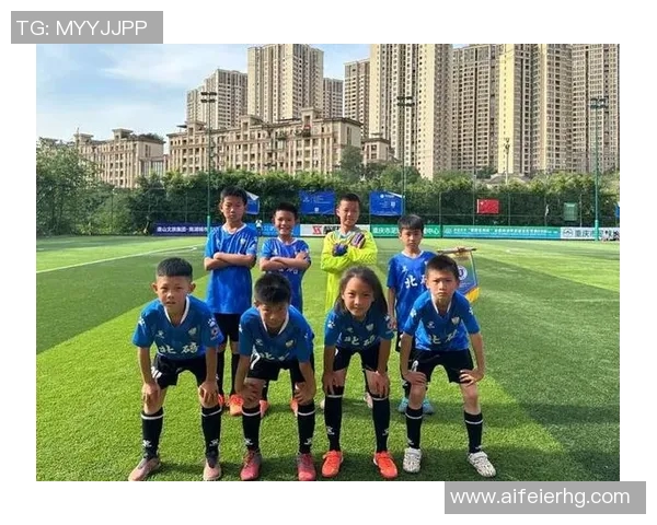 重庆足球队精英赛精彩配合分析与表现评估