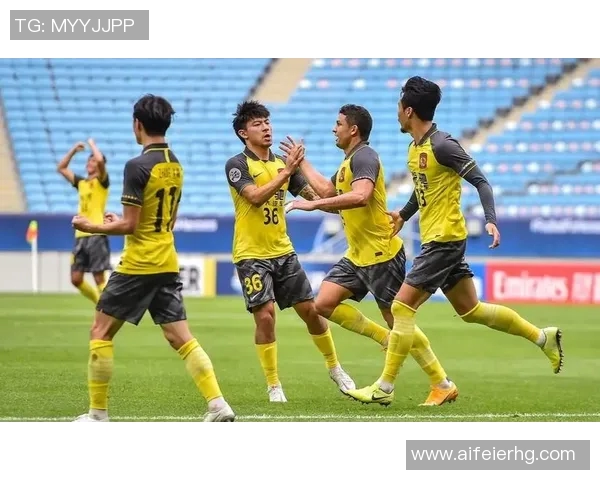 鲁能与广州恒大激战正酣比赛结果揭晓引发球迷热议